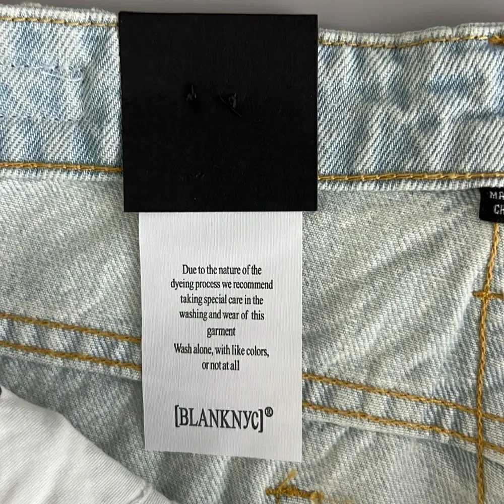 NWT BLANK NYC The Cooper Slim Straight Leg Jean W/ Slit in Super Powers Size 27